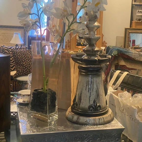 Estate Sale Contact if you are interested in Antique or Vintage HIGH END items! - Picture 7 of 17